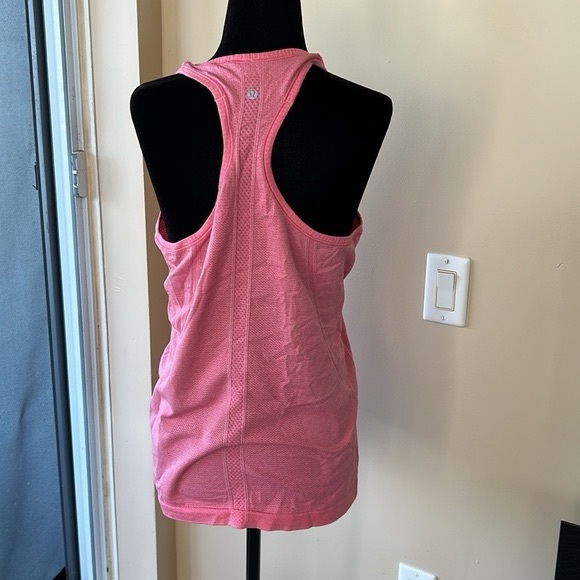 LULULEMON Swiftly Tech Racerback - Picture 6 of 7